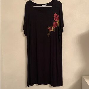 Boutique Floral Embroidered Black Dress Short Sleeve Size 2X